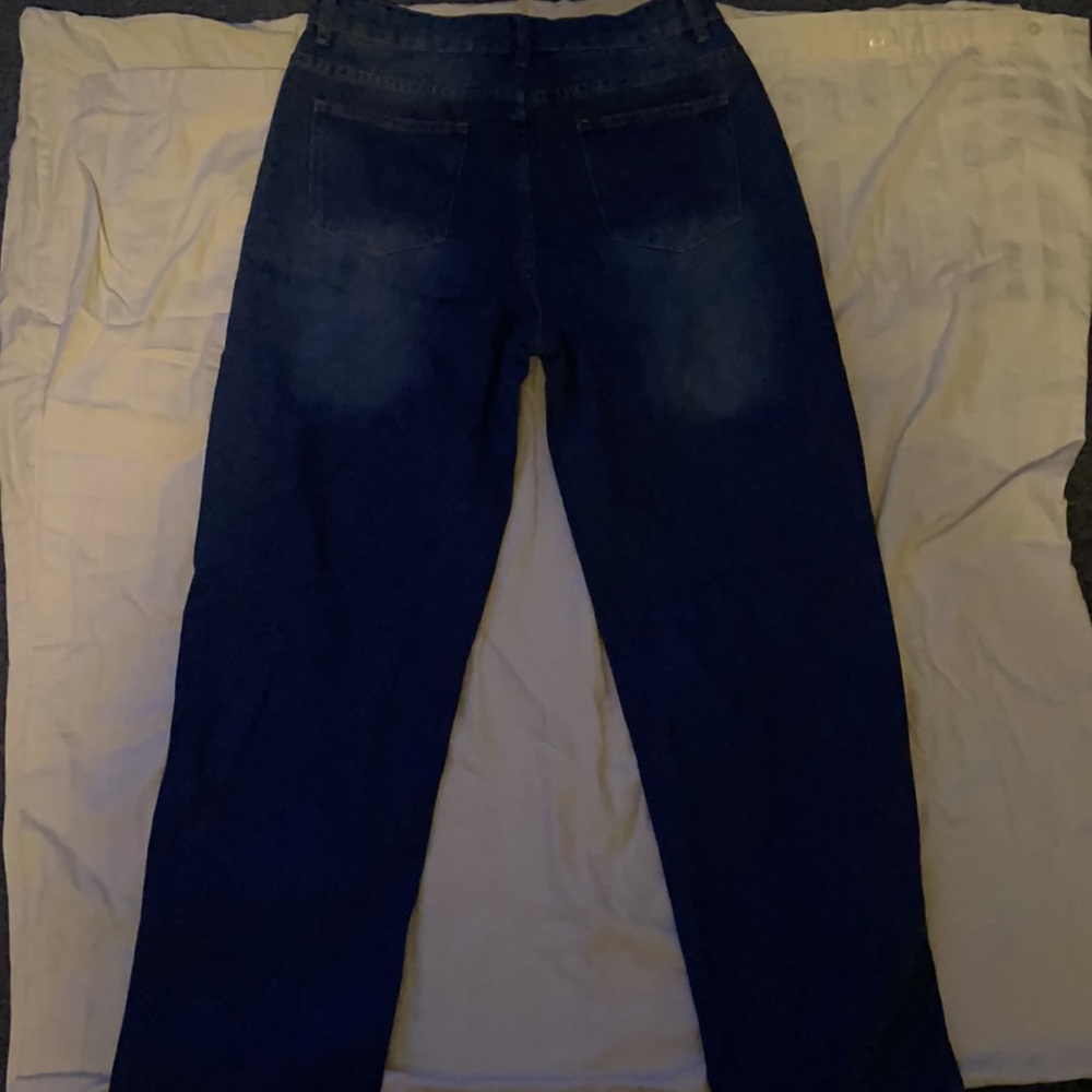 Jeans - Picture 2 of 2